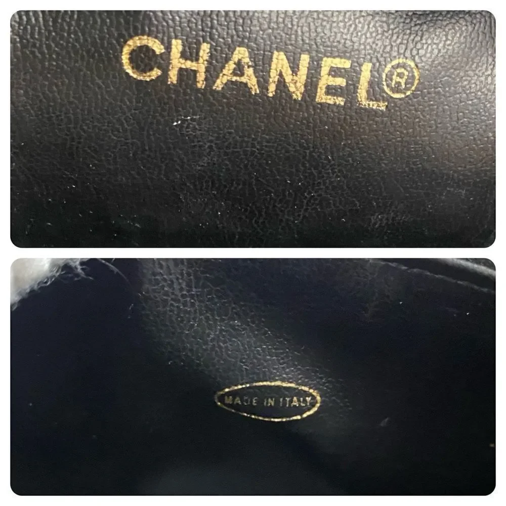 CHANEL CC Bicolore Lambskin Vanity Bag - Picture 7 of 17